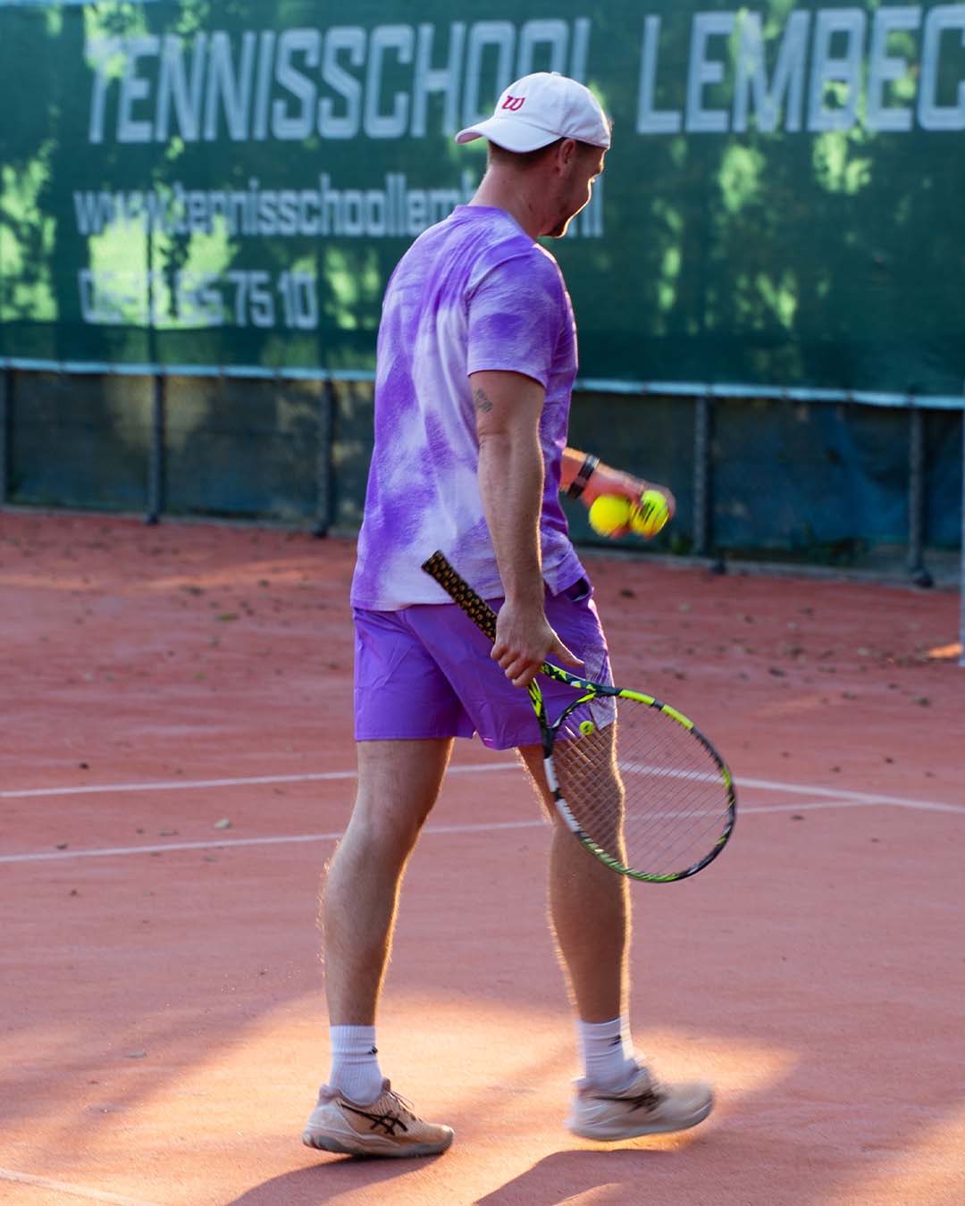 Tim bij de baseline